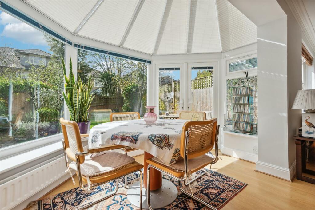 Fitzroy Crescent, W4 - FOR SALE