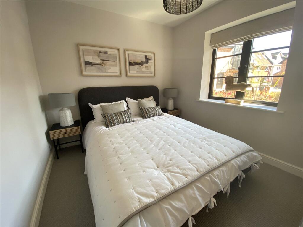 Show Home Bed 2