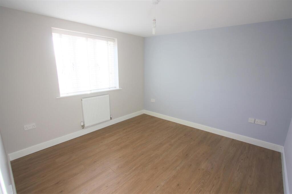 3 Bownder Corbenic Bedroom 2