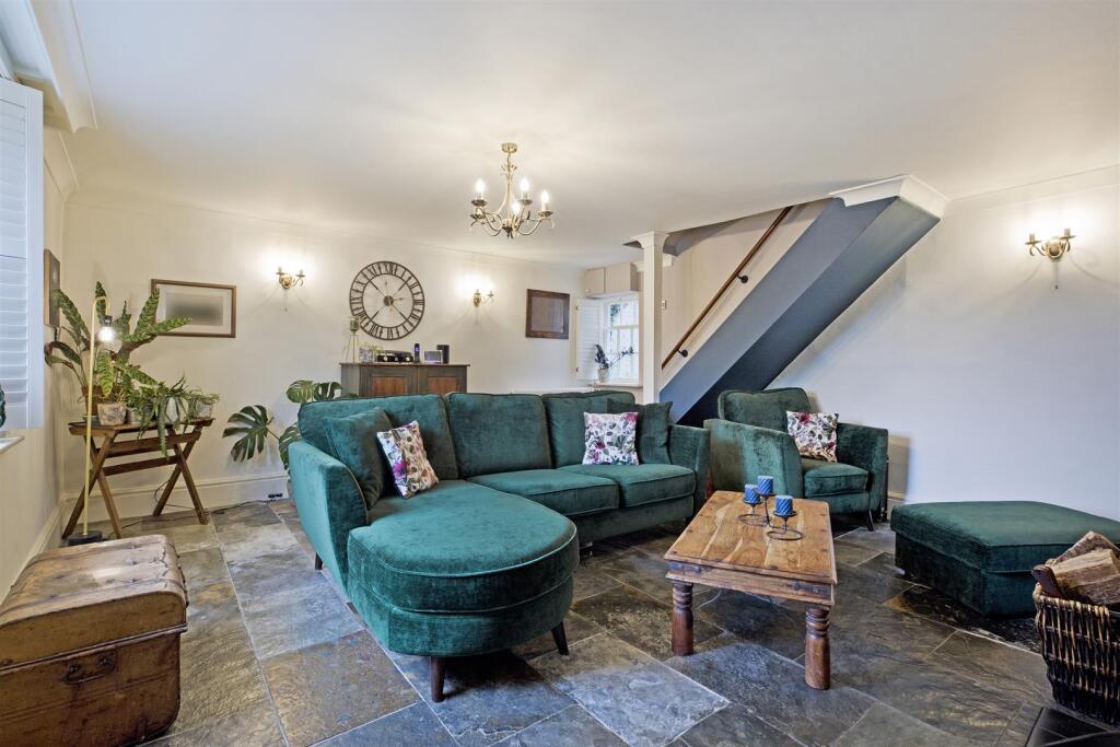 Amended photo 8761.jpg