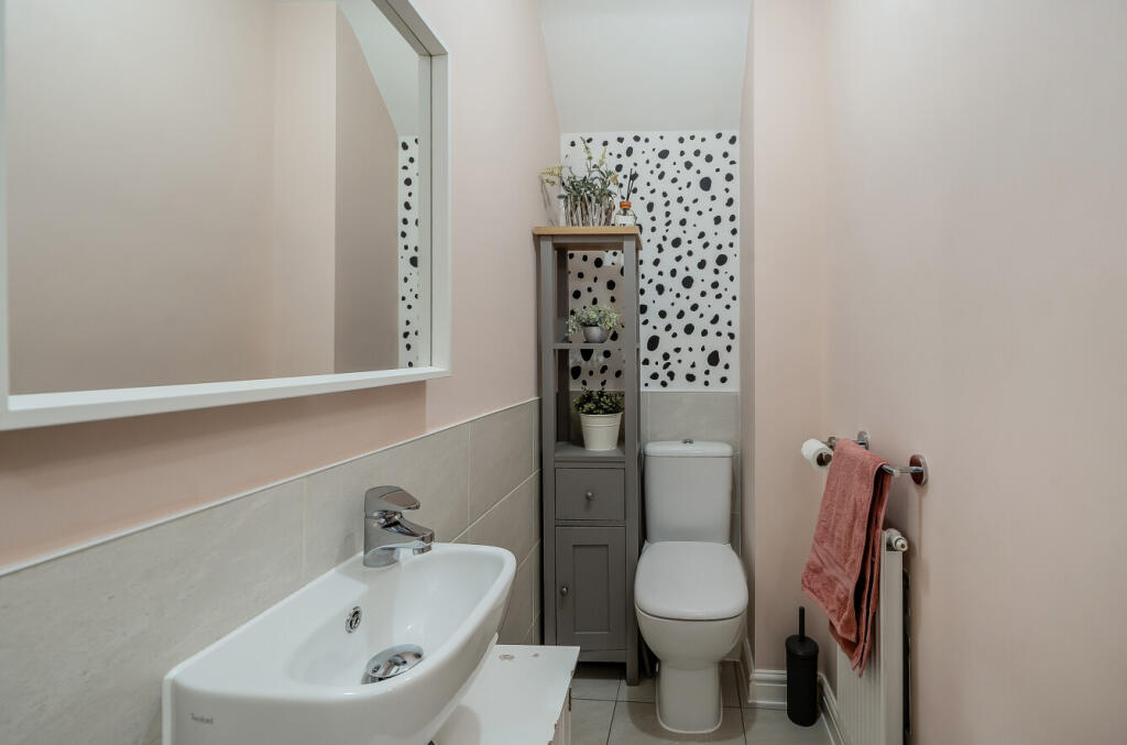 1382261-17-692082...