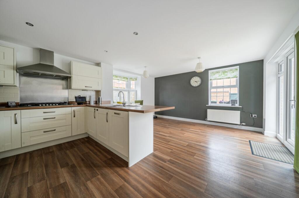 35-681c30d751842-1287376-ARW-35c