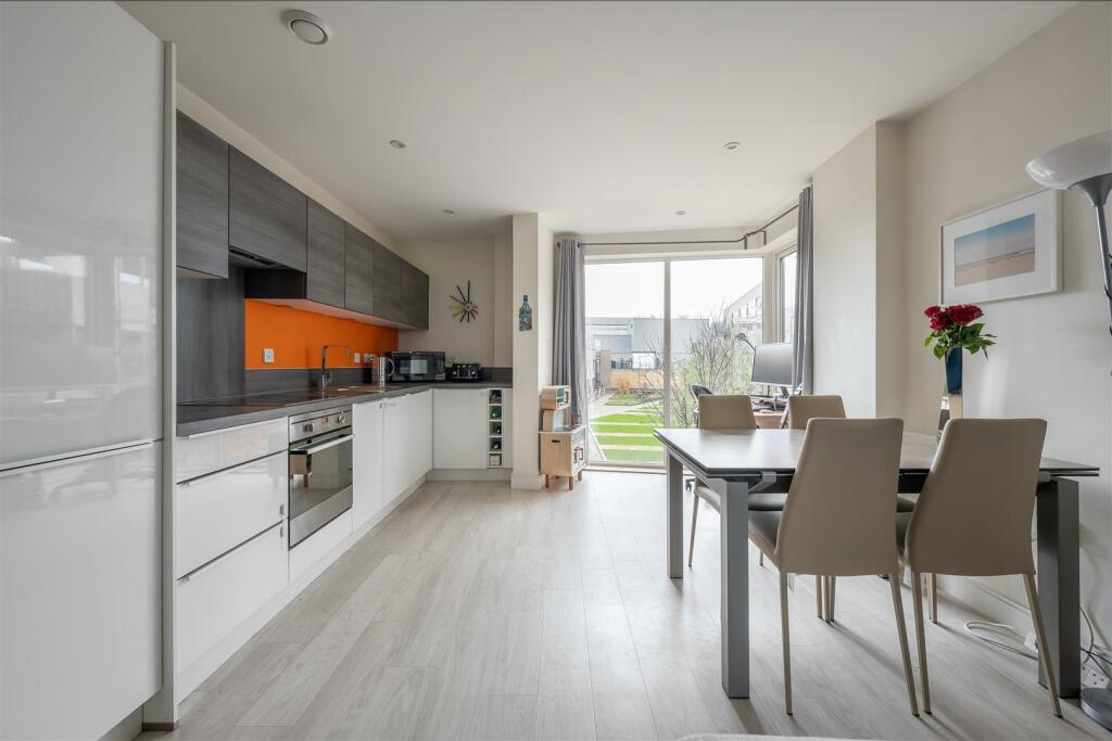 Craig House E17