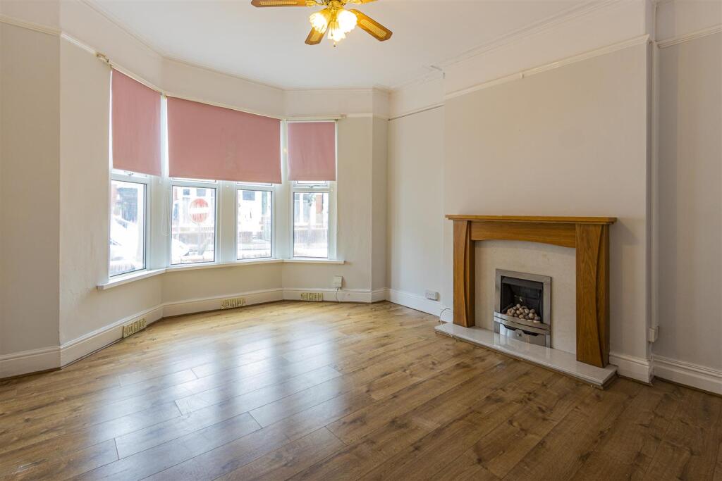 Newfoundland Road 118a-11.jpg