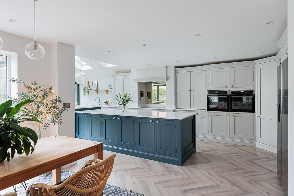 5_woodfin_croft_1...