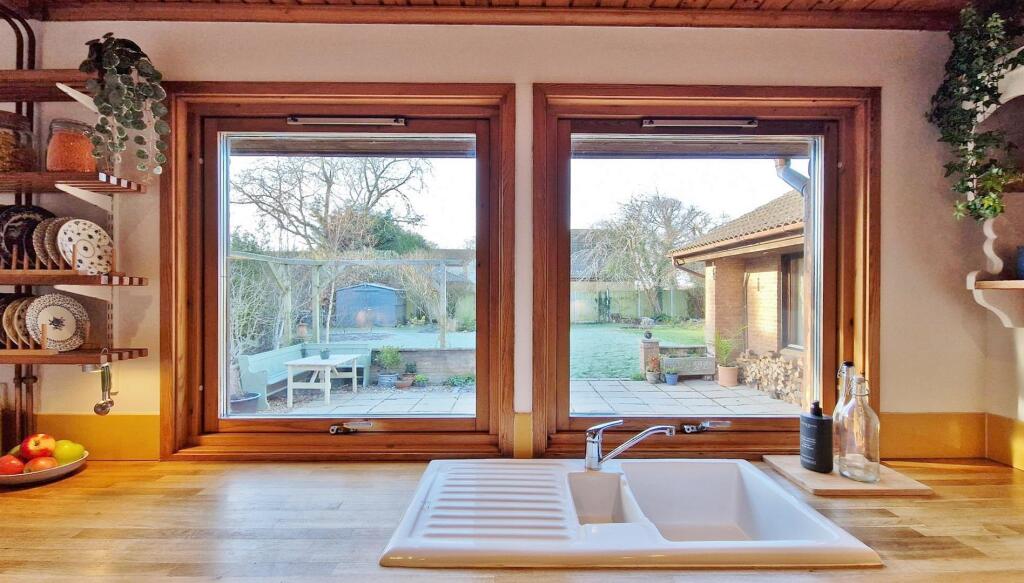 Kitchen/Breakfast Room