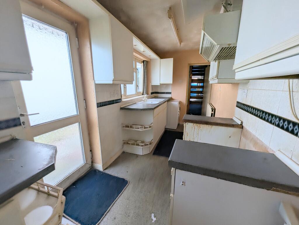 1000032718 T202509231605.jpg