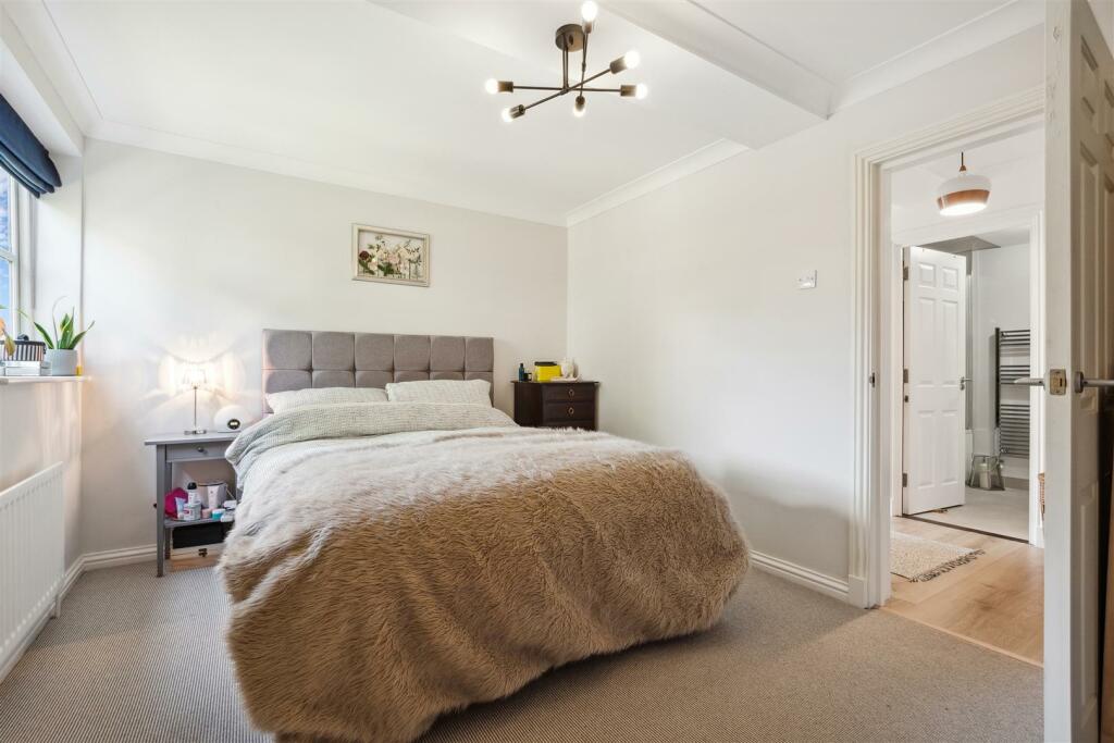 Oast Lodge, W4 - FOR SALE
