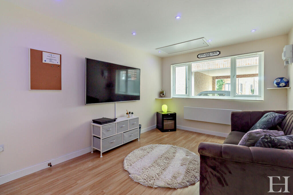 8659646-interiorW...