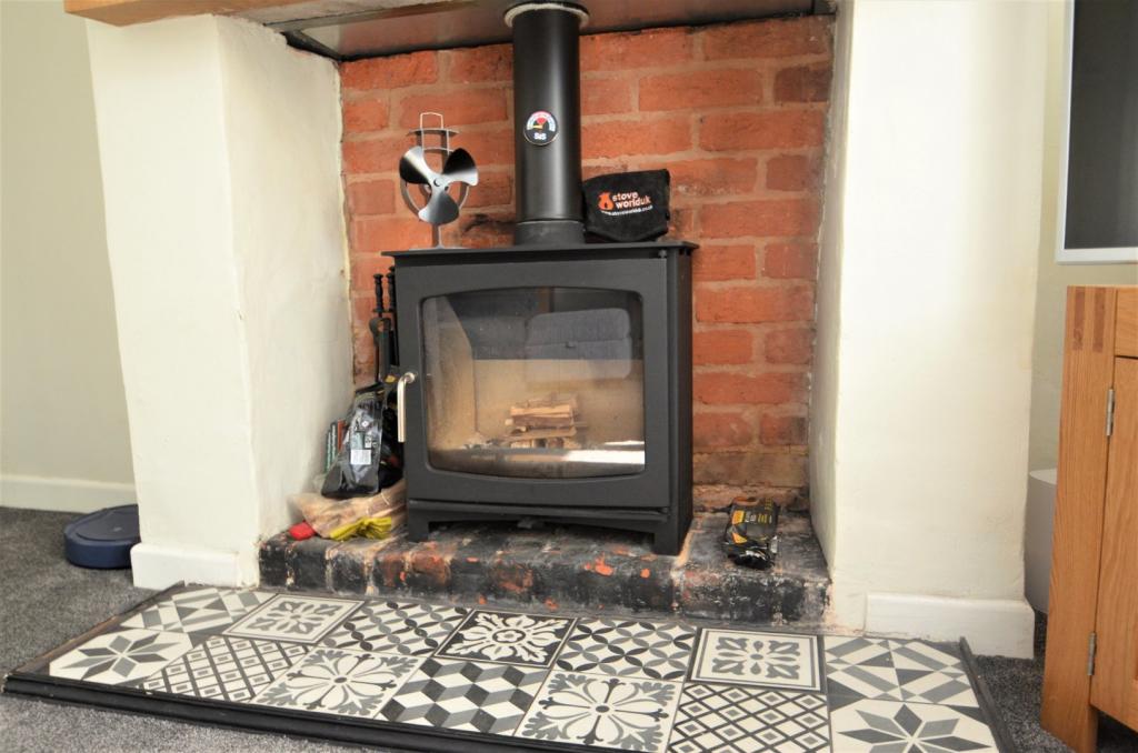Feature Log Burner