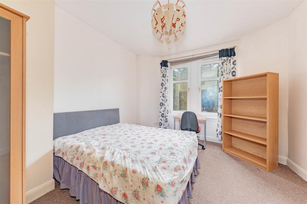 2A Mitchell Street Dundee-5.JPG