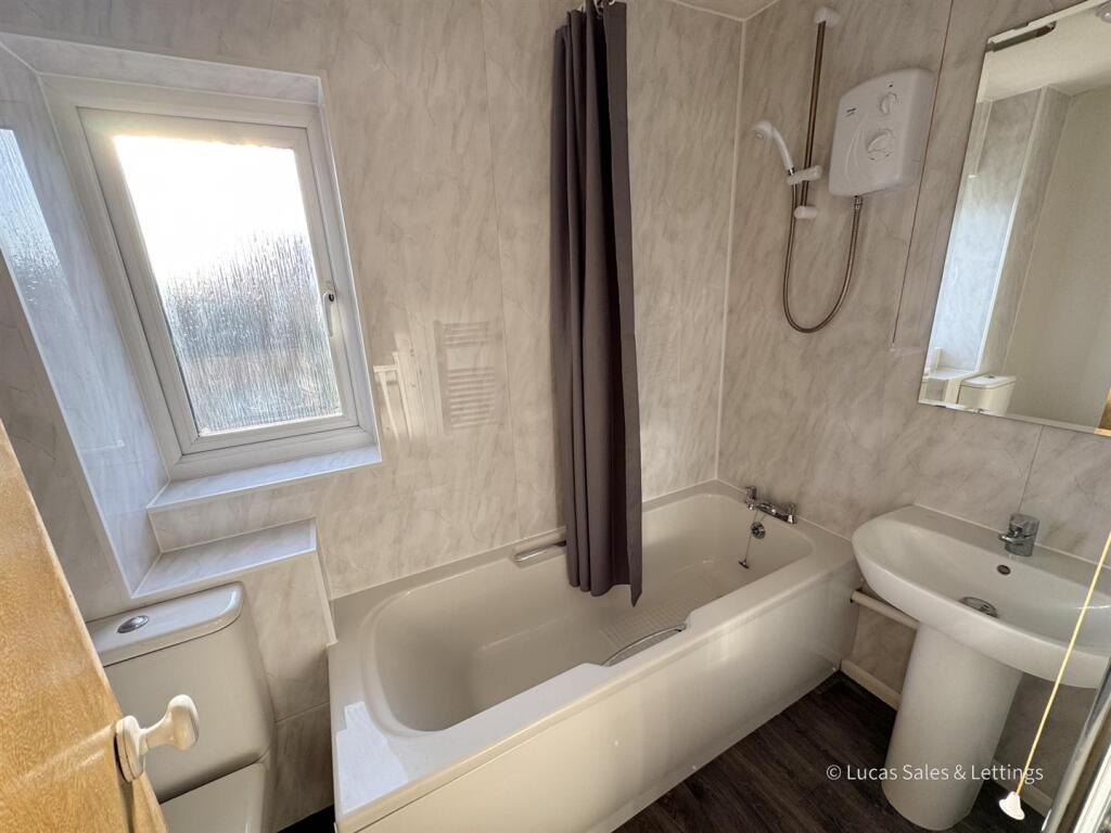 42 Brambleside Ct Kettering-03.jpg