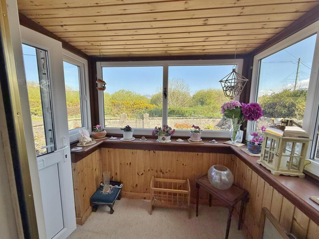 Entrance porch