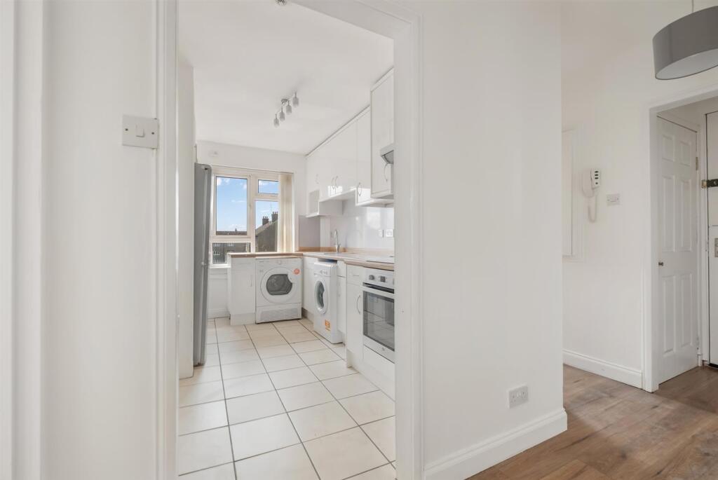 47E Baldovan Terrace (12).jpg