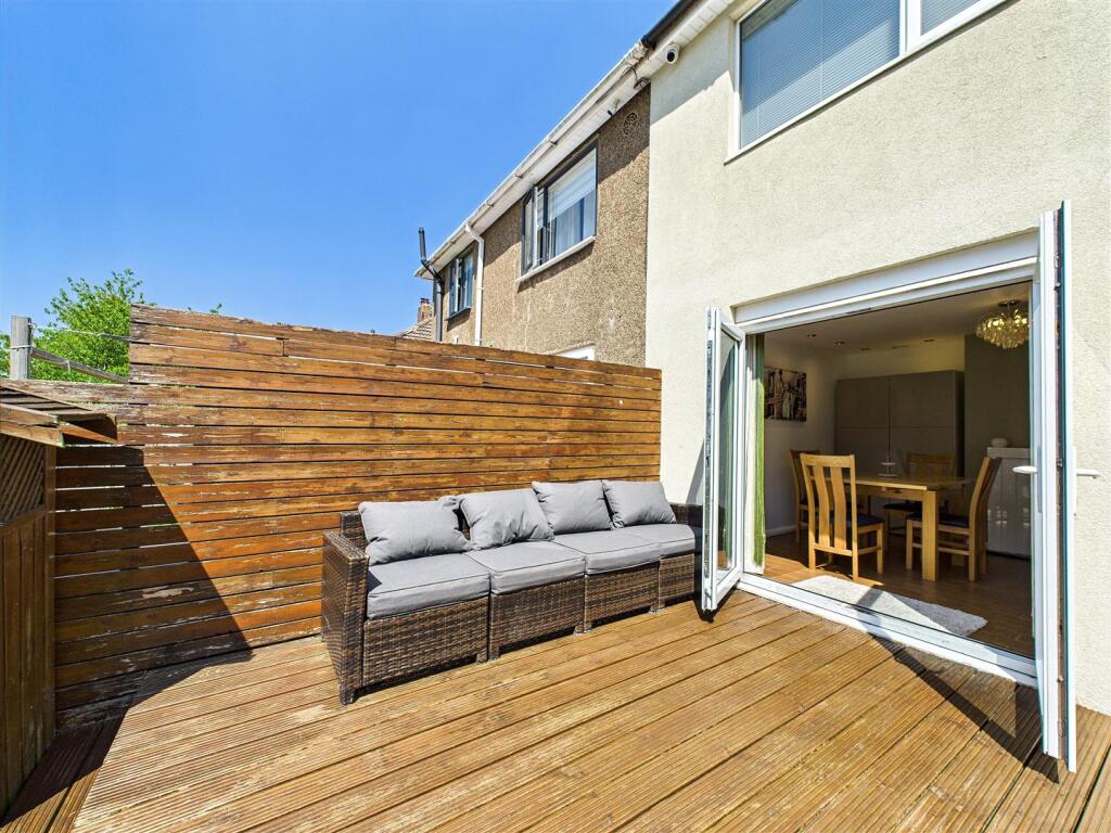 Empire Road, Burton Upon Trent (22).jpg