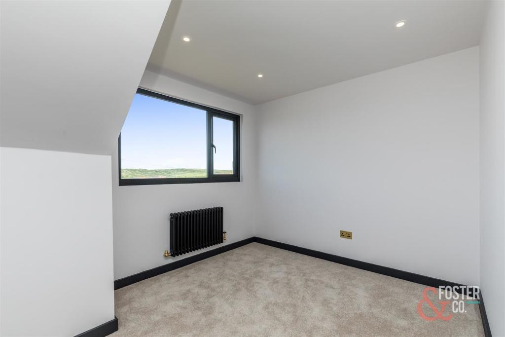 Ridge Close 1-3.JPG
