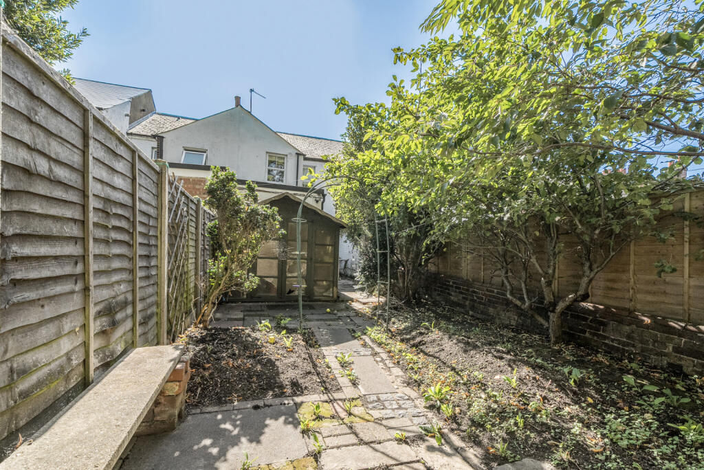 1353571-21-68cd4e...