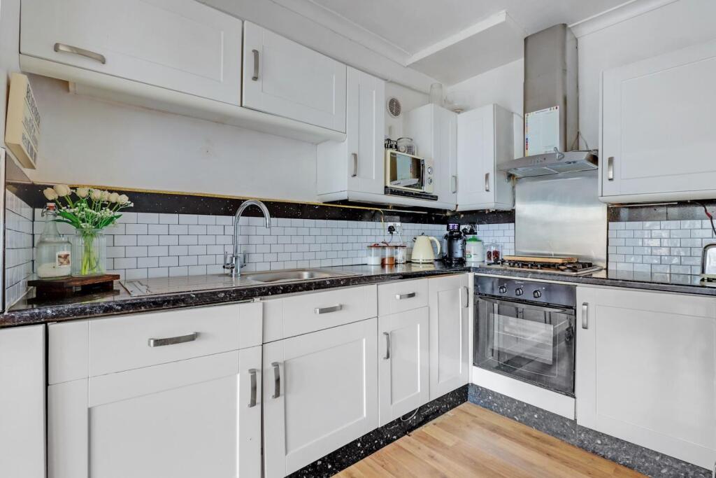 10-583cJHPropWpen - 25 Warwick Road - 28-medium.jp