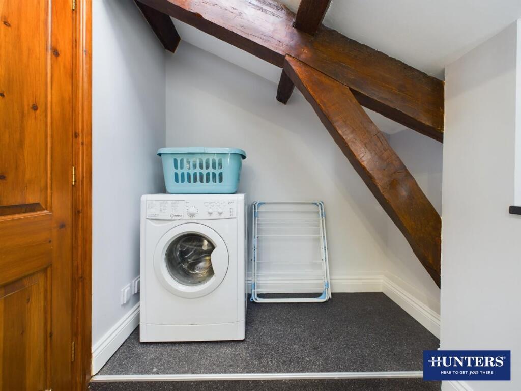 Shower room / Utility room 1a