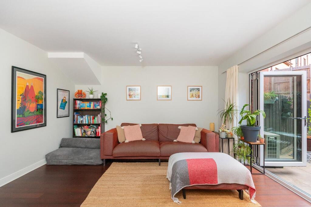 1B4RTN - Reception D.jpg