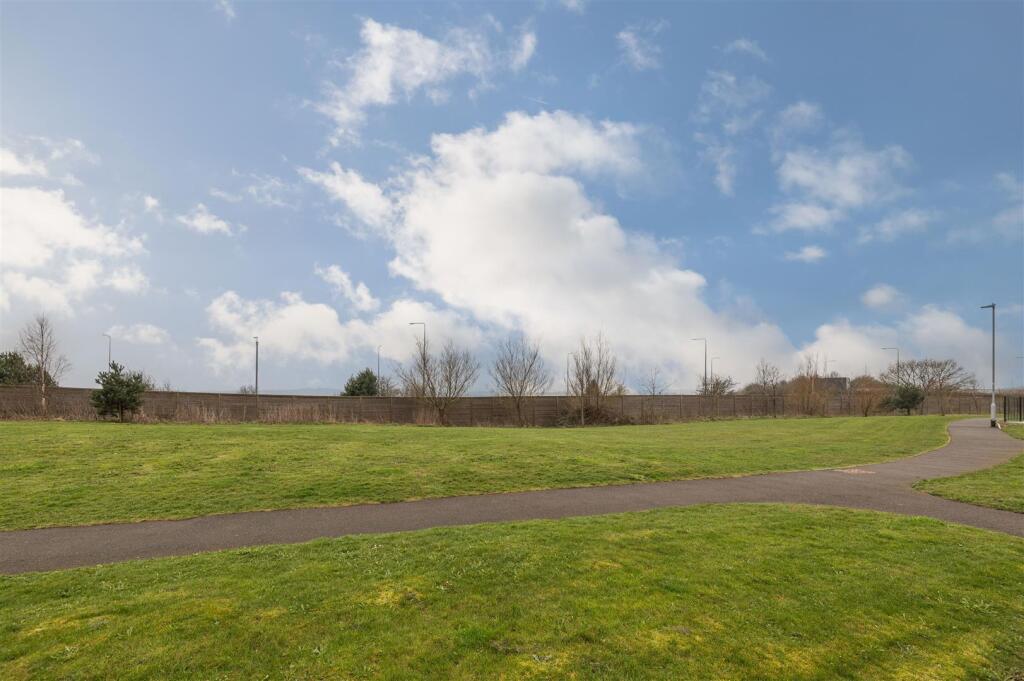 38 - 1 Anderson Lane LS27 0FP.jpg