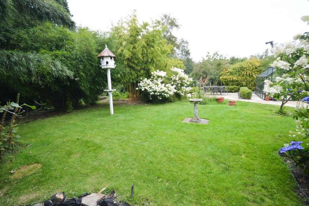 Outside - Rear Garden