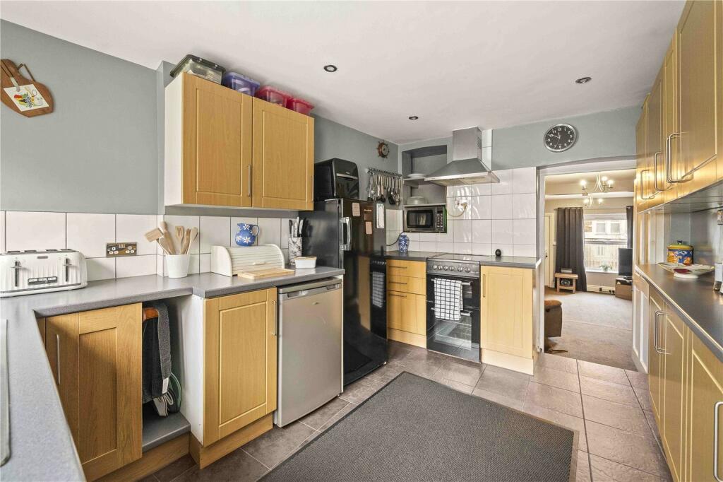 Kitchen 1