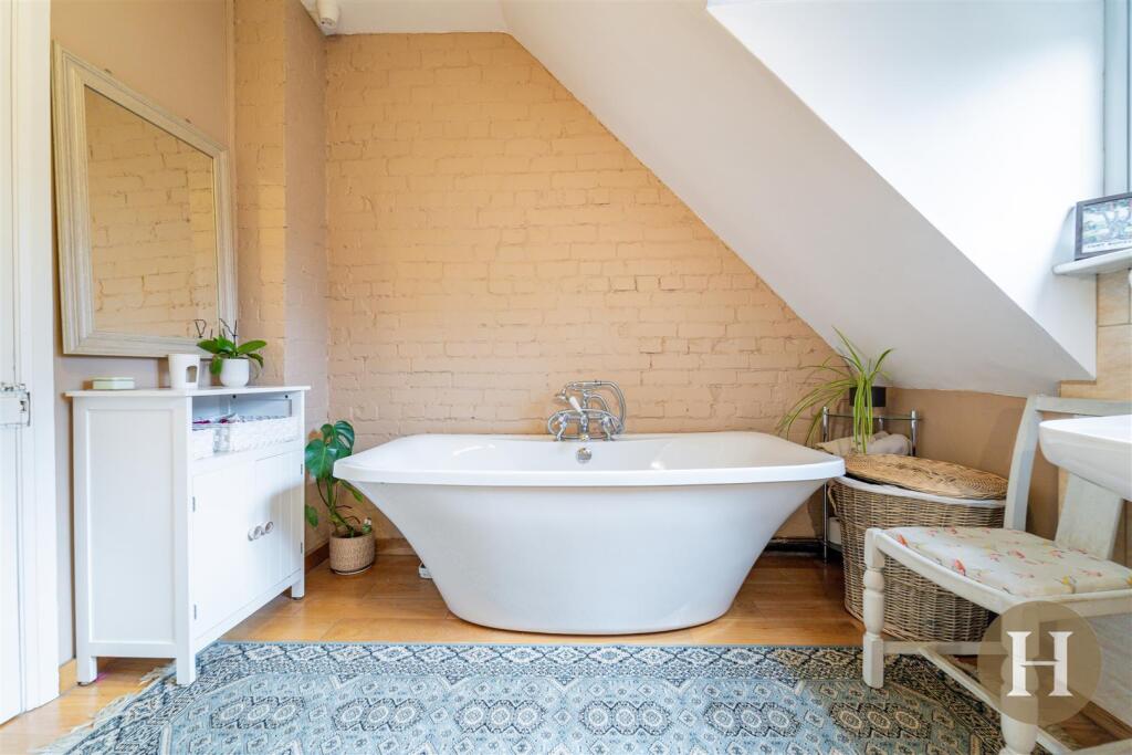 First Floor Bathroom