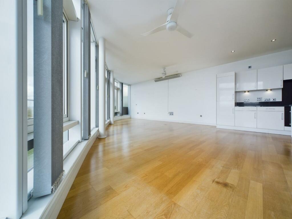 Living Room.jpg