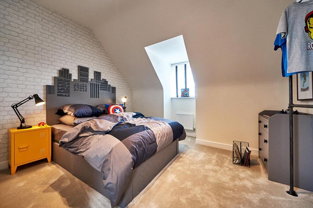 Teenagers can enjoy the privacy of the entire 2nd floor with it's own shower room