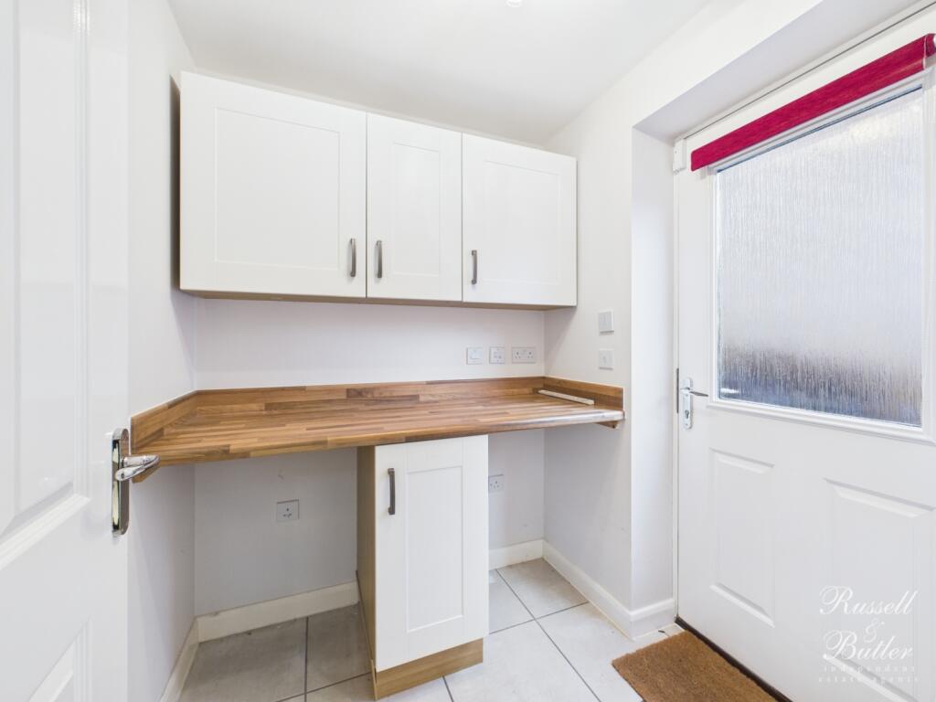 CAM02127G0-PR0366-STILL011