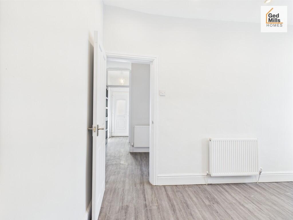 CAM04261G0-PR0046...