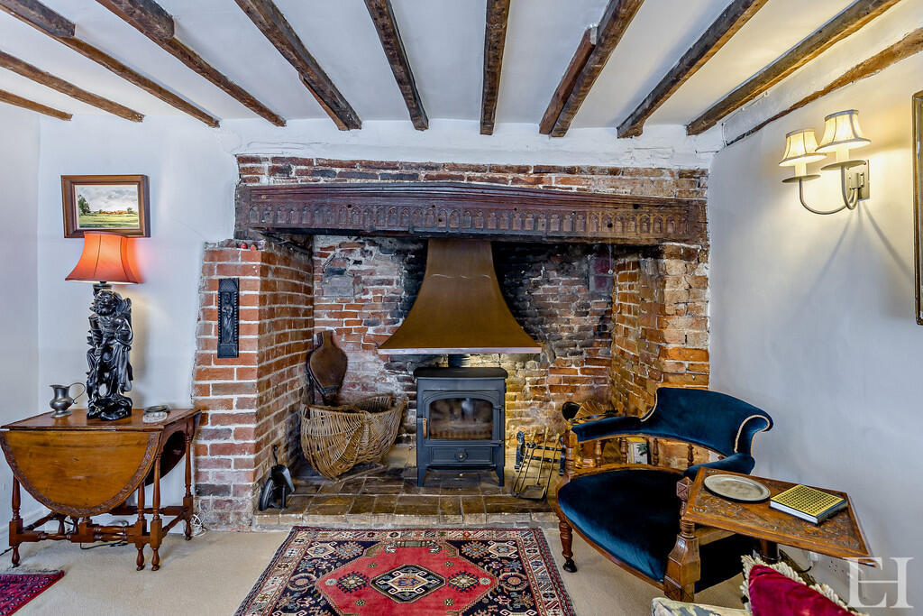 8651204-interiorW...
