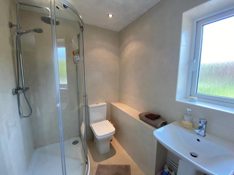 En-suite shower room
