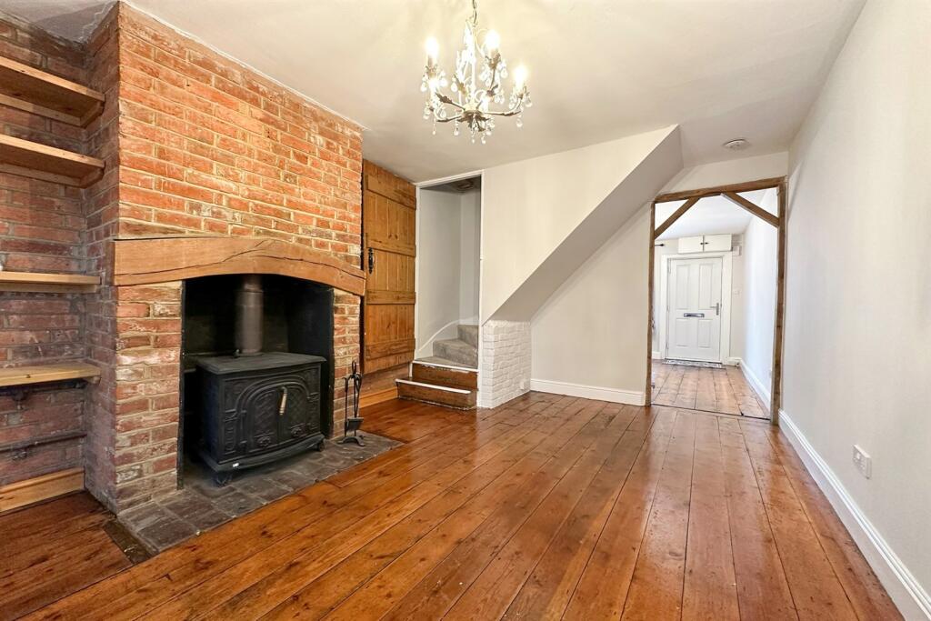Dining area (Main)
