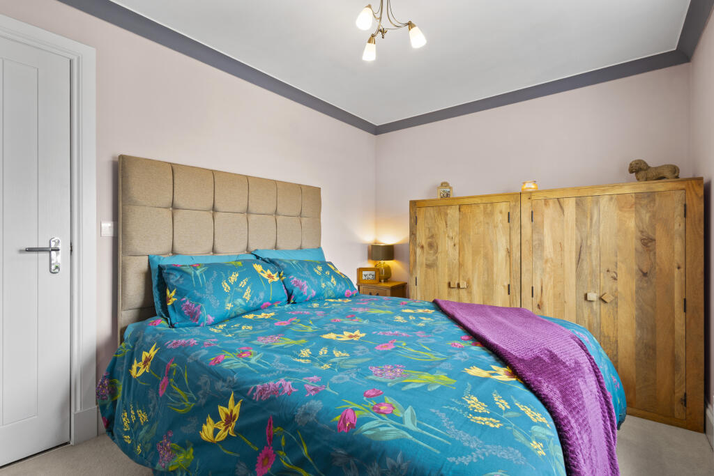 Bedroom 2.2