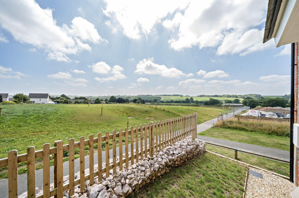 1328161-1-688398c...