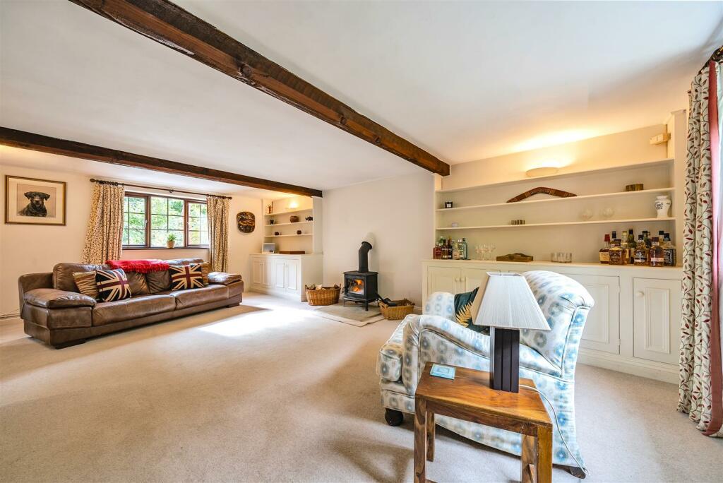sitting room.jpg