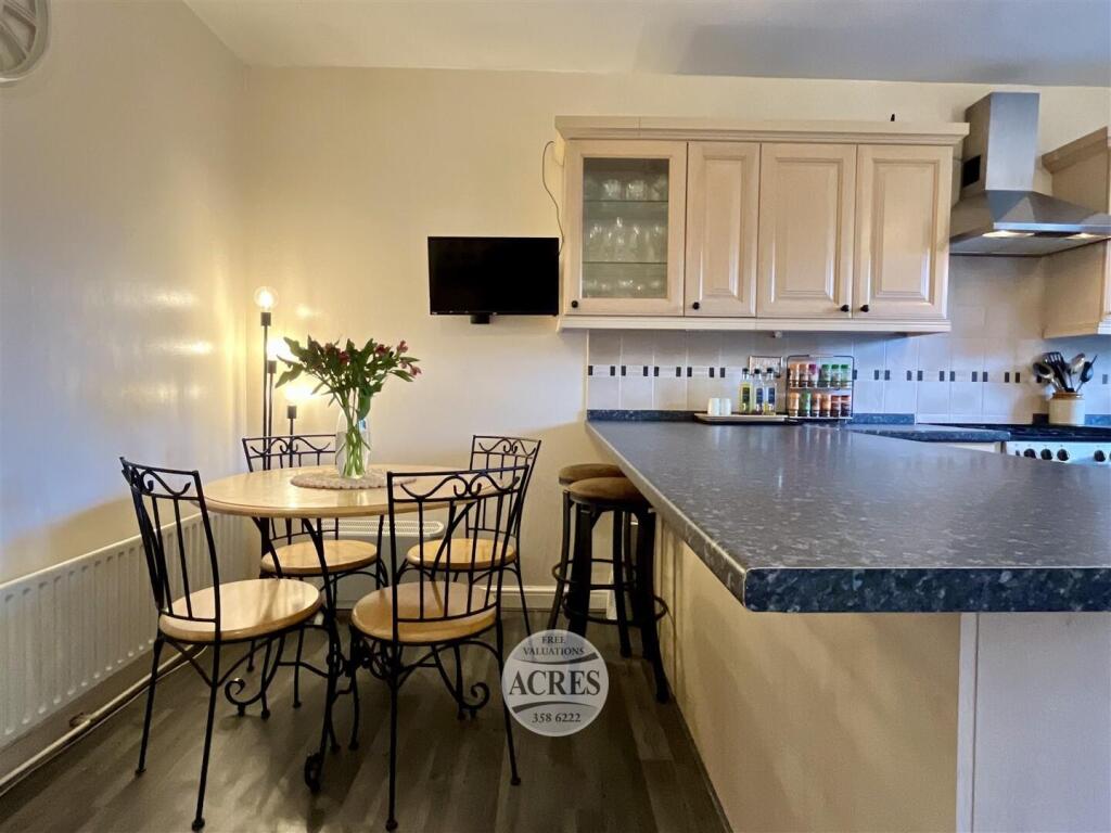 image00012 (Large).jpg