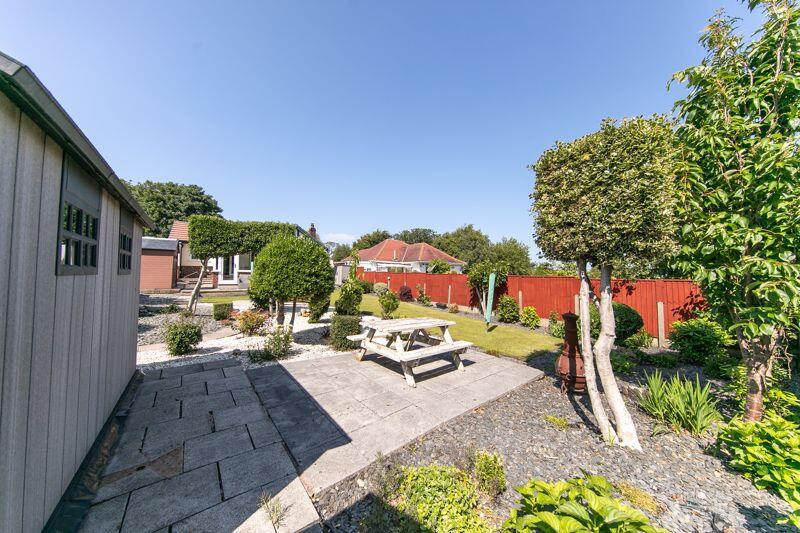Beautifully landscaped private garden