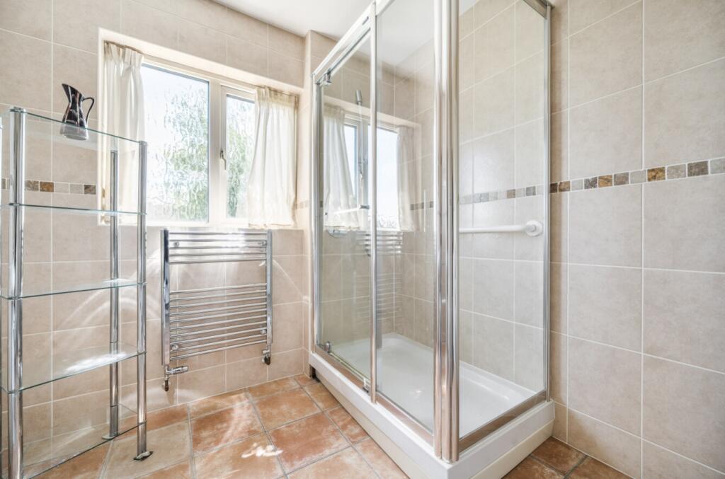 1323874-7-686e705e2e869