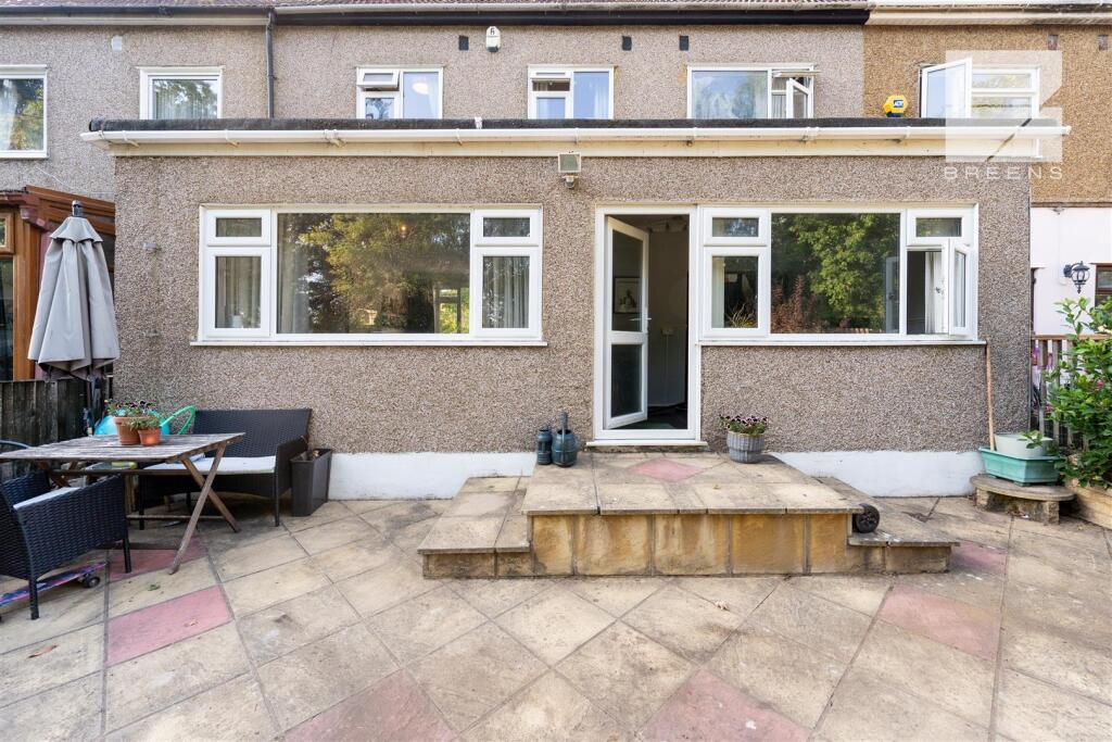 151 Cavendish Road_0037.jpg