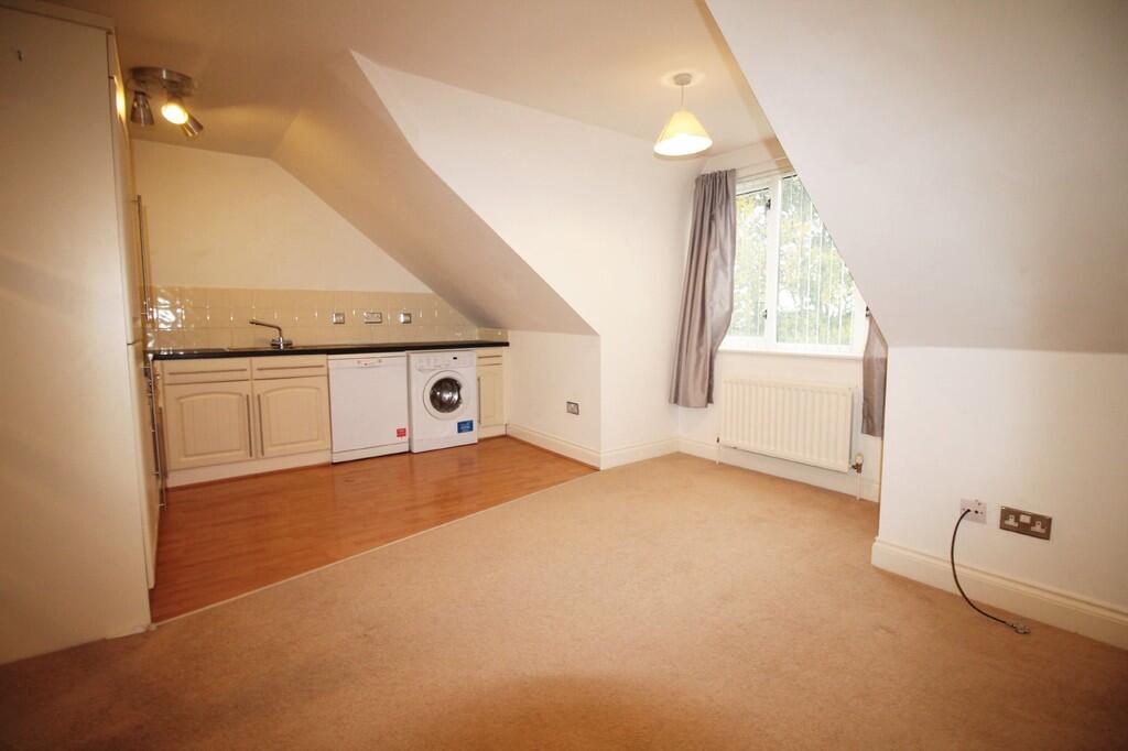 East Wing, Dame Margaret Hall, The Avenue