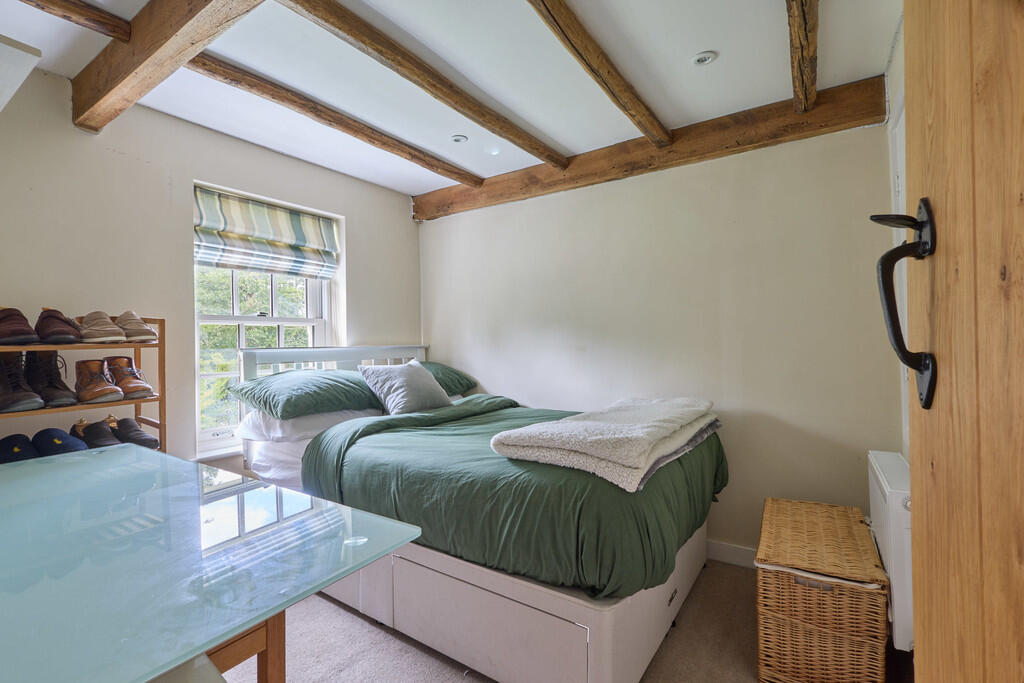 Flint Cottage 160...