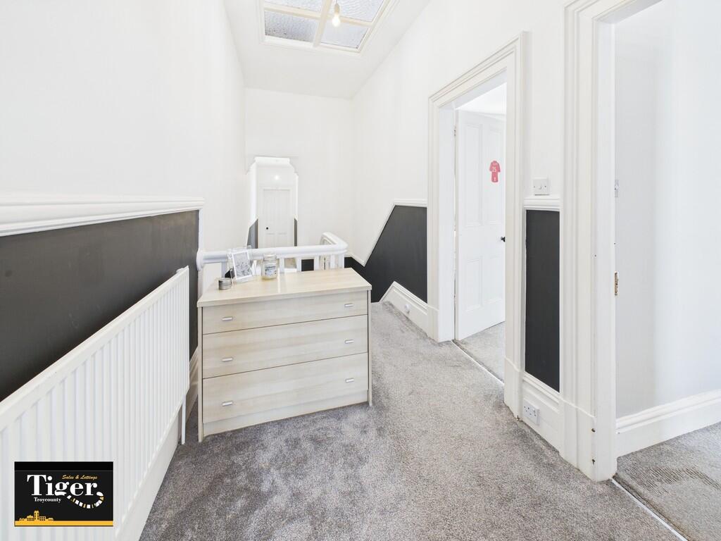 CAM02176G0-PR0541...