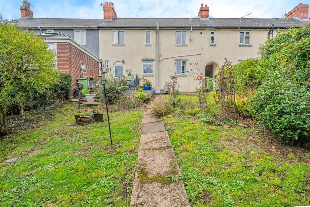 33 Hawthorn Road 4.jpg