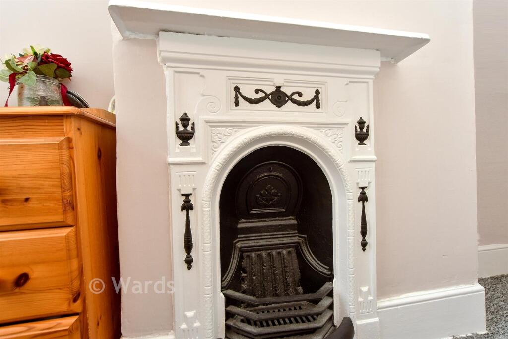 Internal Feature