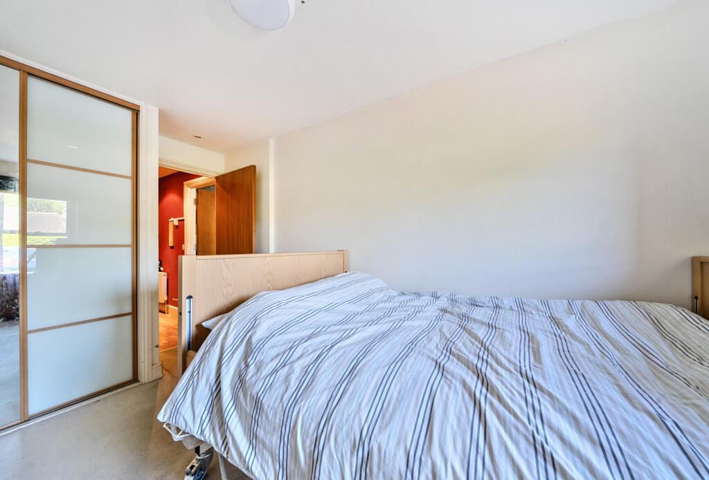 35-68234053d94e5-...