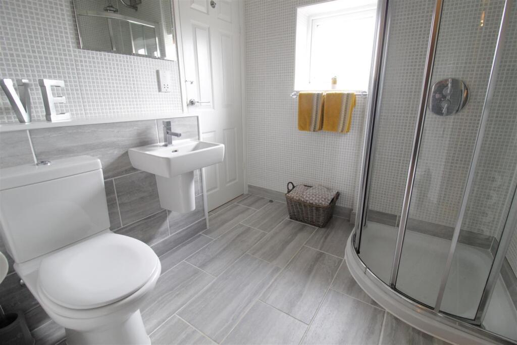 JACK &amp; JILL SHOWEROOM/WC