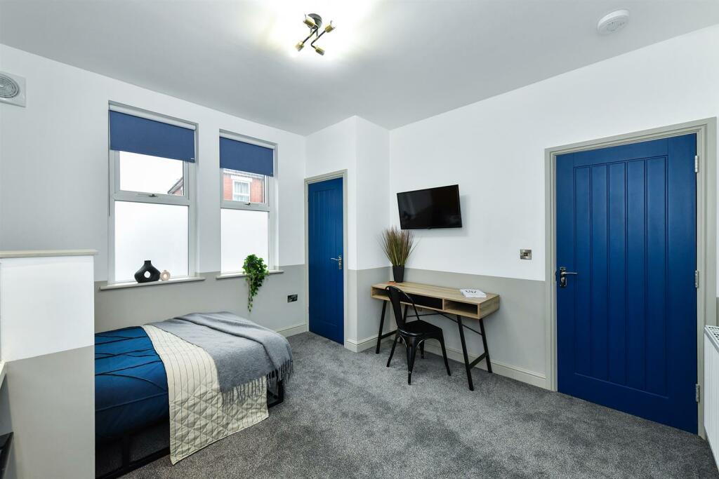 21crownst-105.jpg